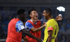 江南体育-青岛黄海主场击败深圳佳兆业，保级形势乐观