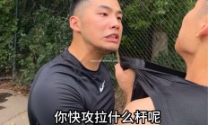 江南体育-后卫快攻抢分，形成攻防一体快速进阶