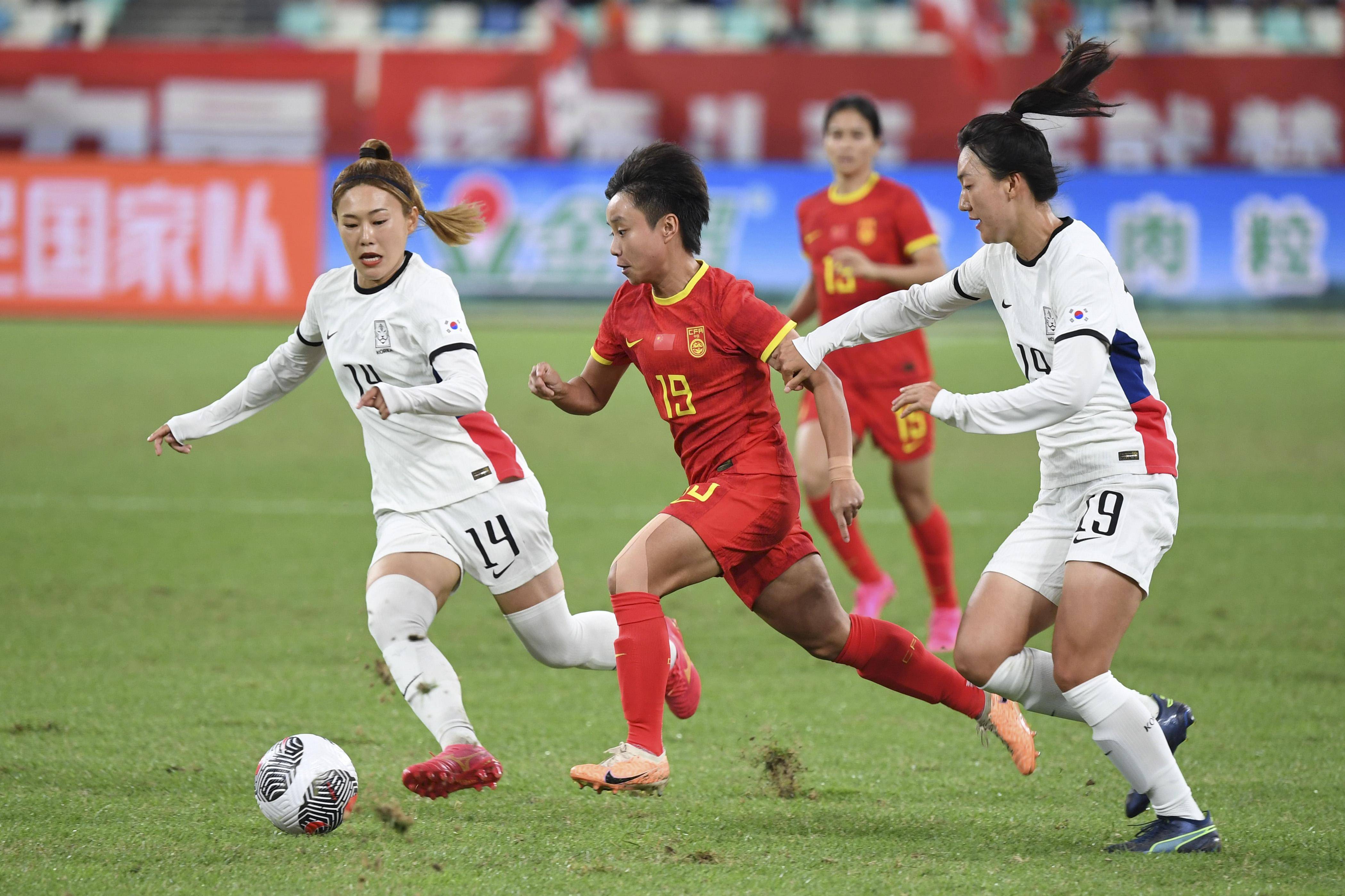 女足锦标赛，中国队获得胜利