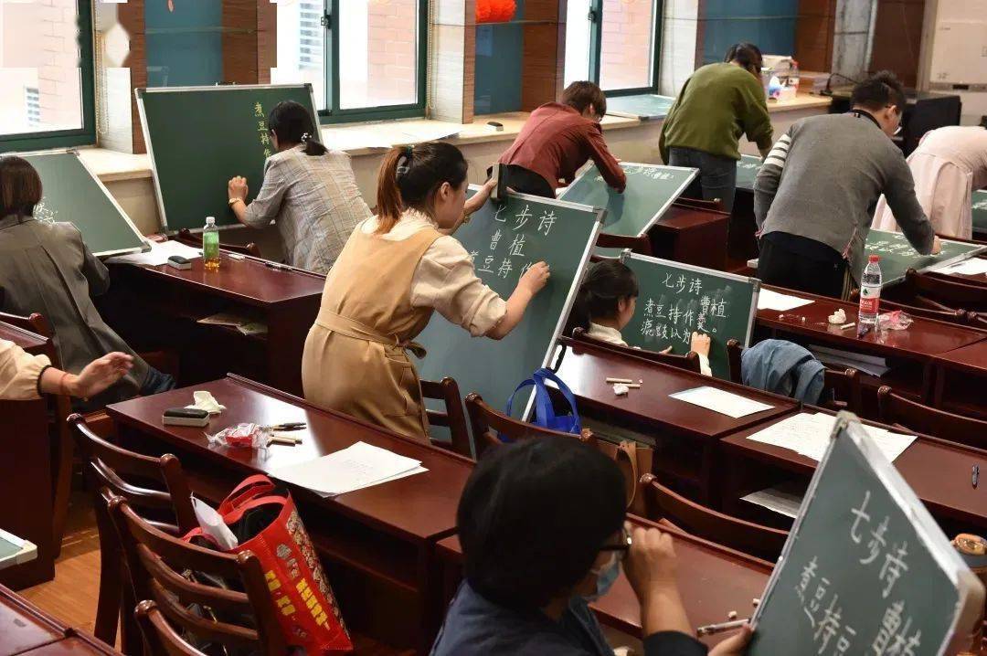 嘉兴兴业队员在比赛中展现出优异状态