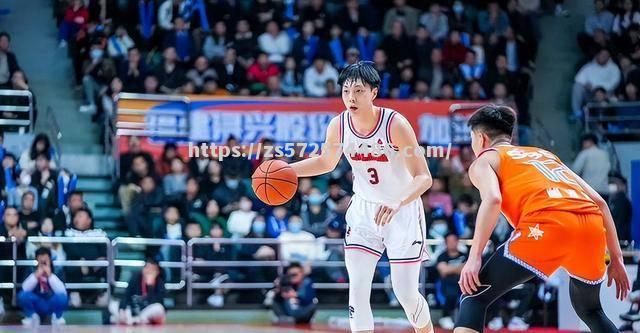 广东宏远再胜山西，继续领跑