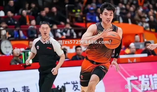 山东队主场战胜对手，稳固前进态势